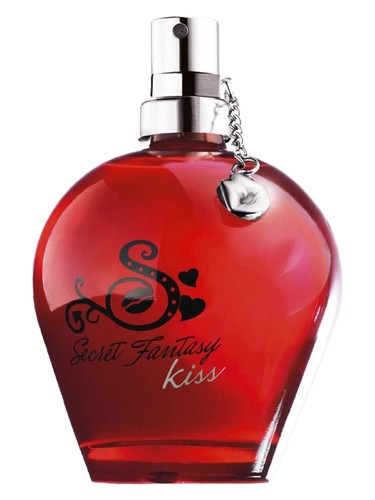 profumo Secret Fantasy Kiss di Avon da donna