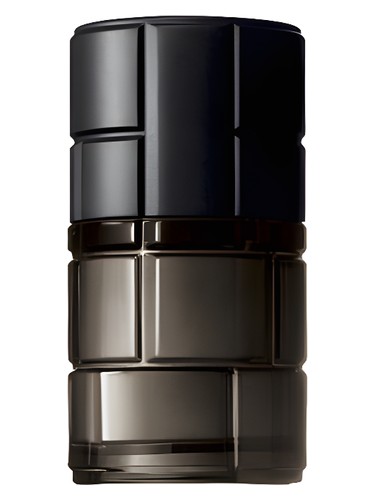profumo True Force di Avon da uomo